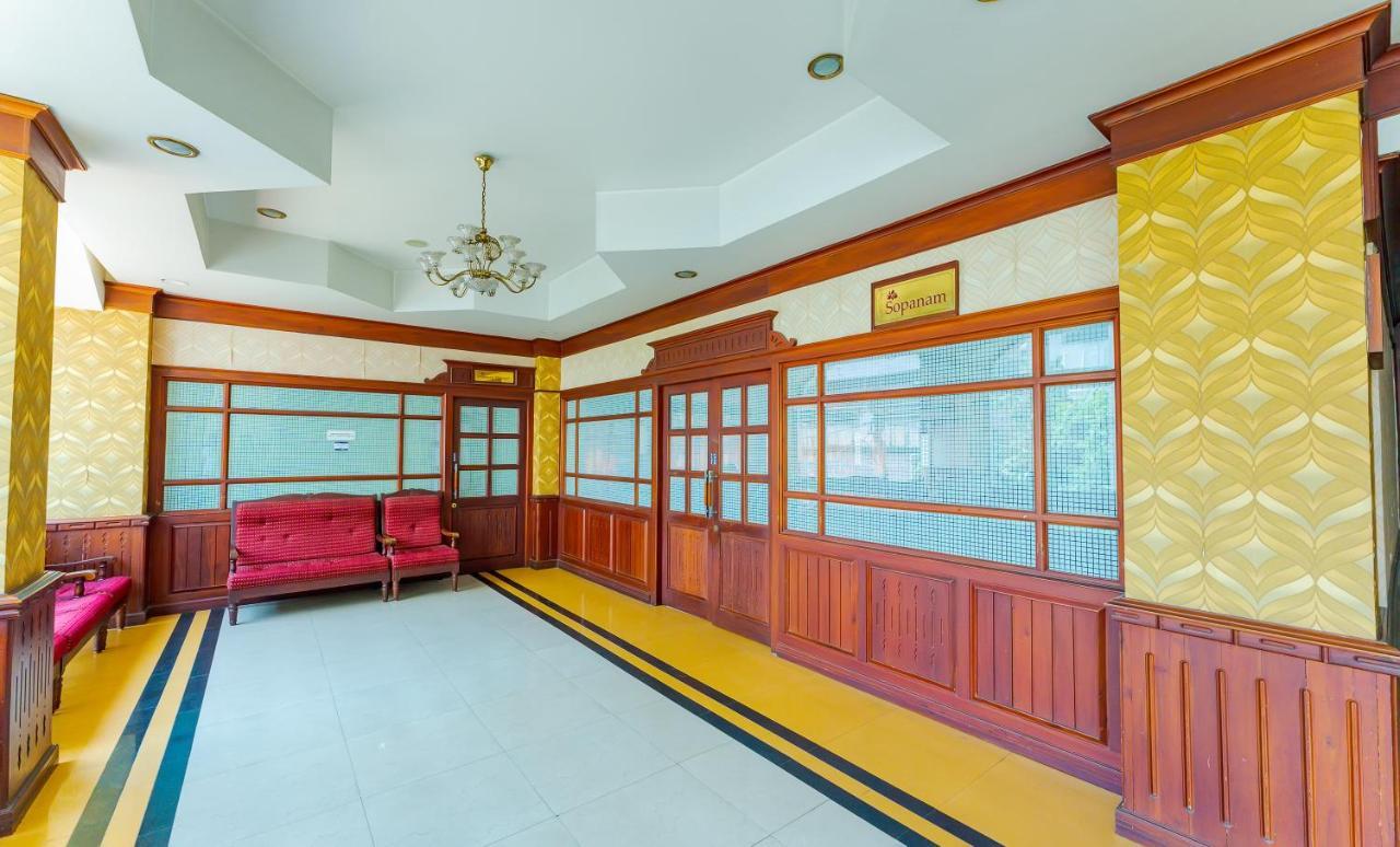 Orchid Residency Hotel Kottayam Buitenkant foto