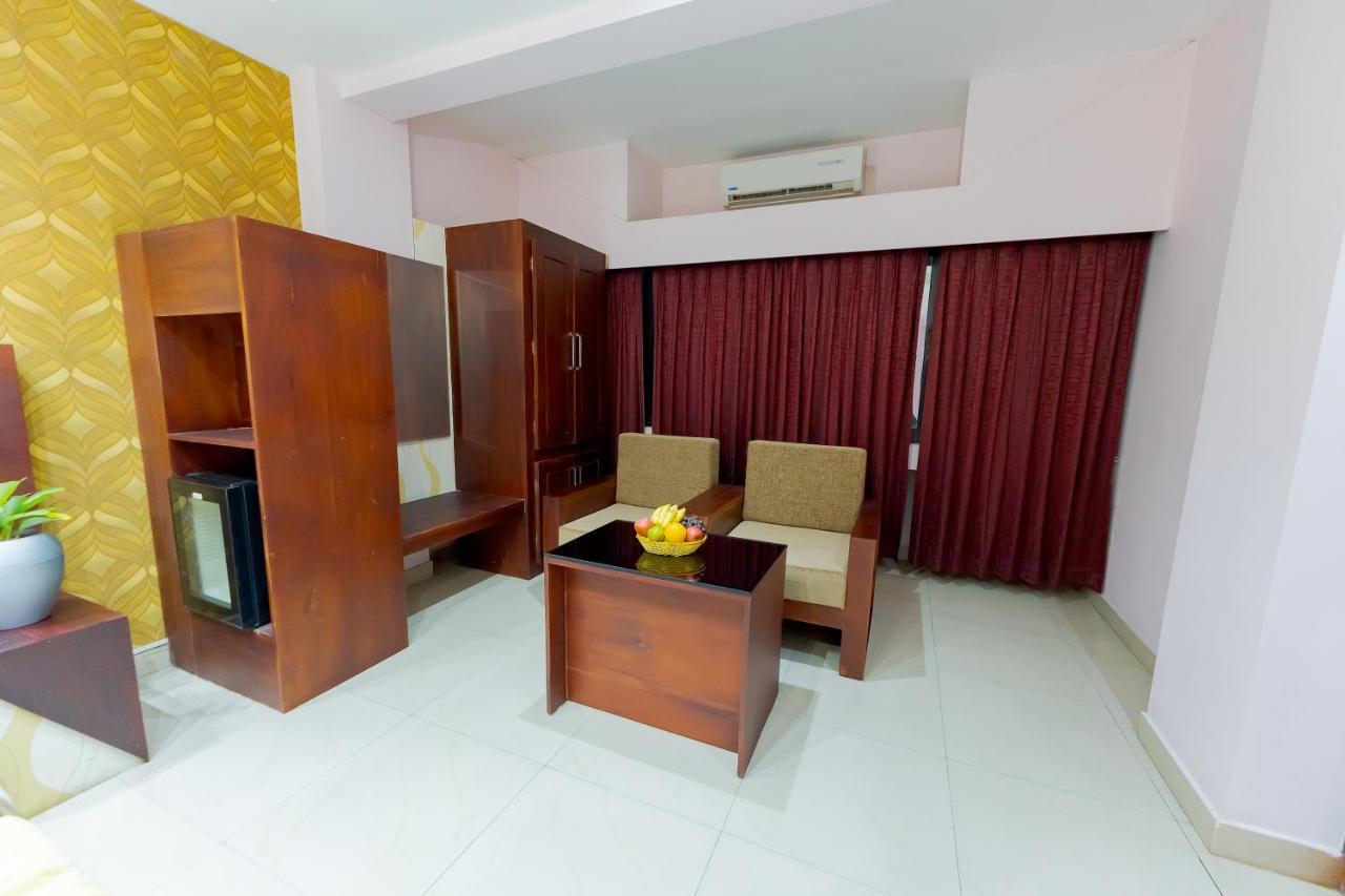 Orchid Residency Hotel Kottayam Buitenkant foto