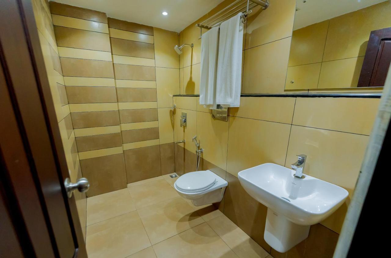 Orchid Residency Hotel Kottayam Buitenkant foto