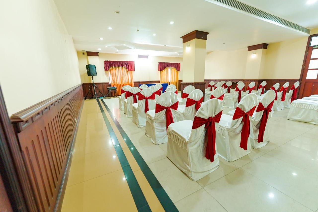 Orchid Residency Hotel Kottayam Buitenkant foto