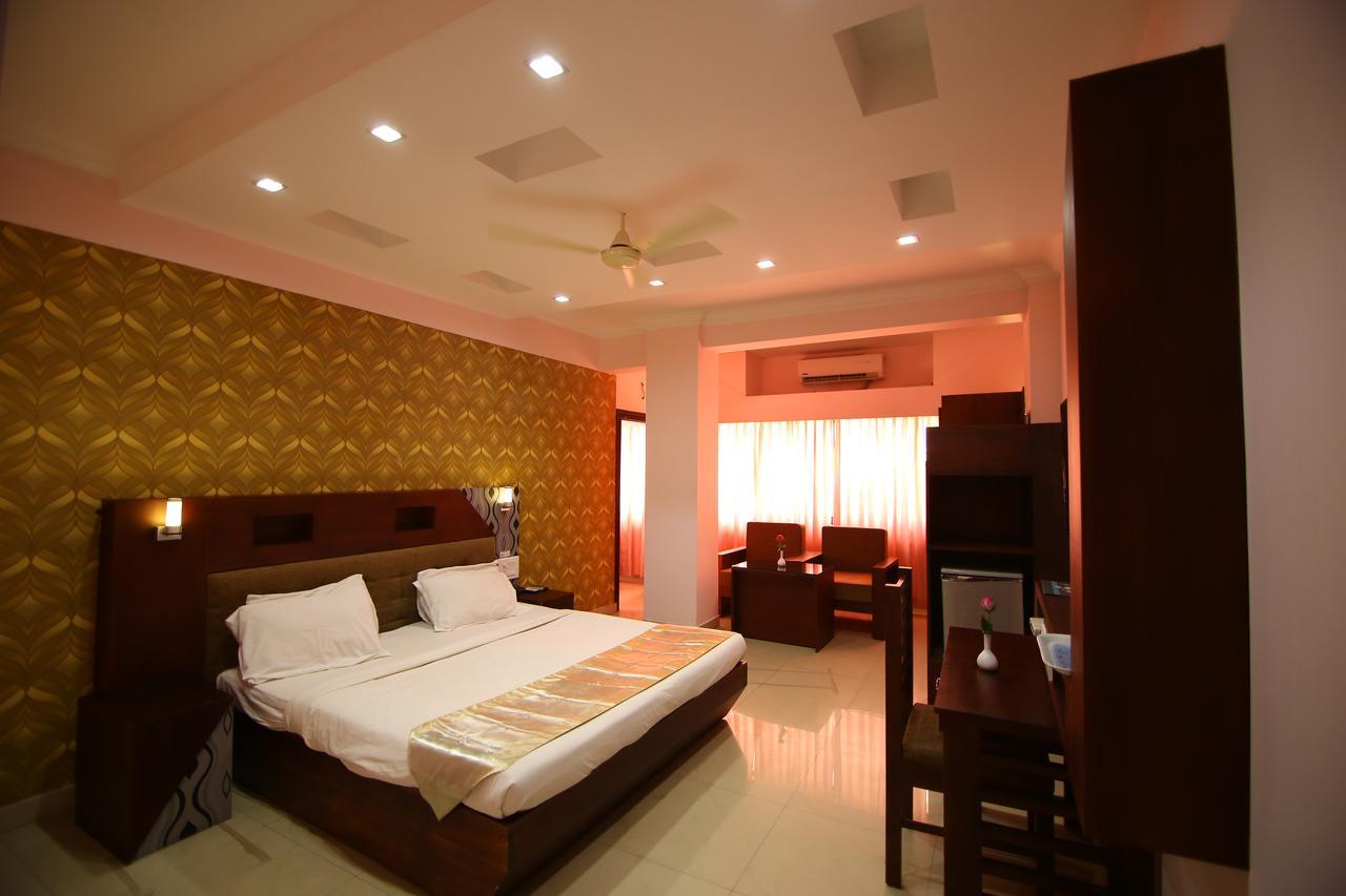 Orchid Residency Hotel Kottayam Buitenkant foto